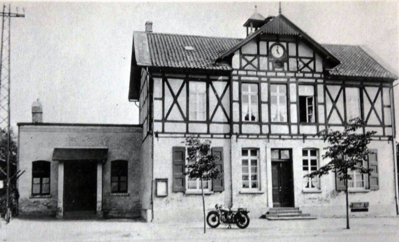 Schulhaus in Herrath