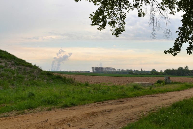 Hinter dem Wall, Landschaft die verloren geht