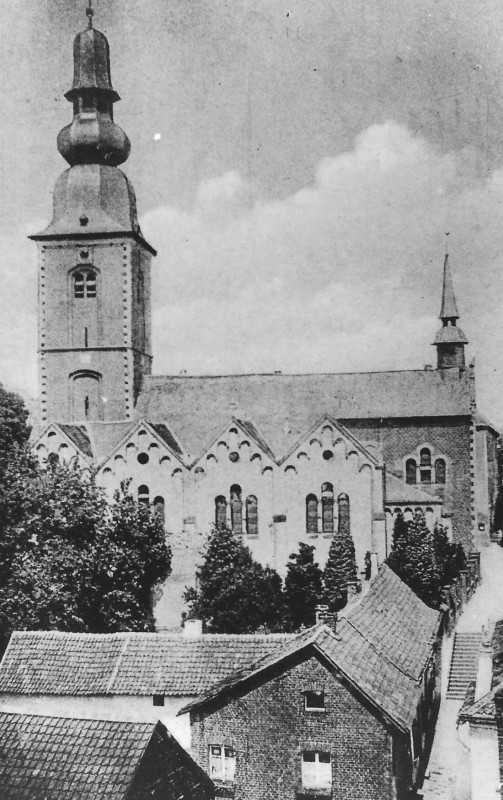 Alte Pfarrkirche vor der Zerstörung im 2. Weltkrieg